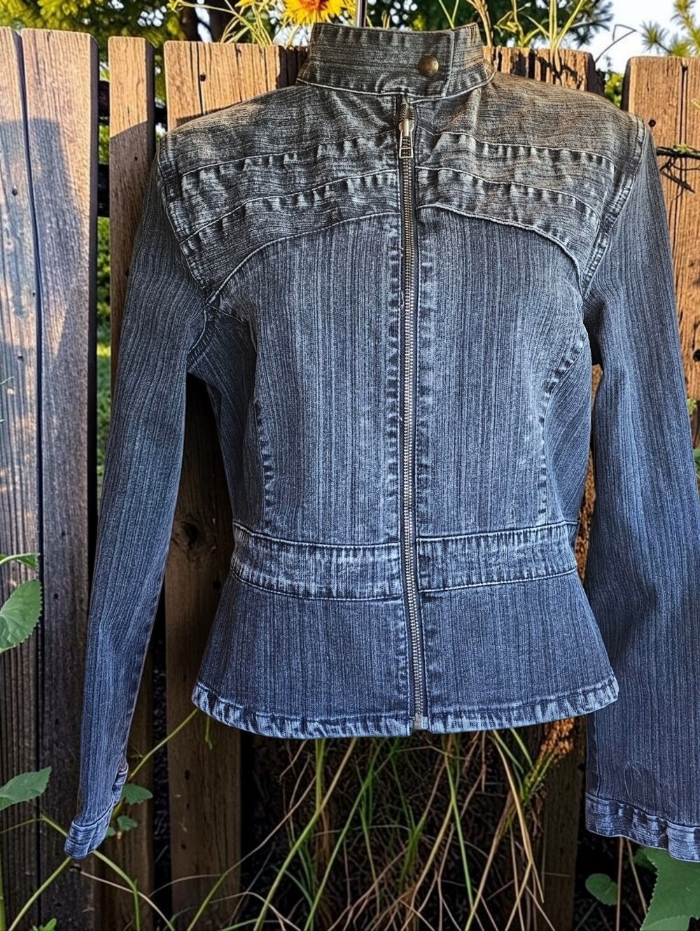 Hand painted with Bleach Jean Jacket - Sunflowers - Picture 3 of 3